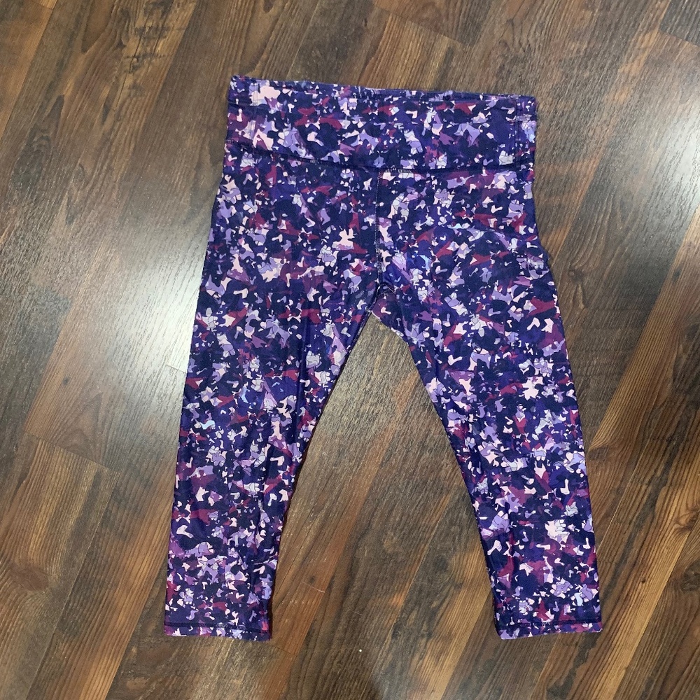 NEW Fabletics Leggings